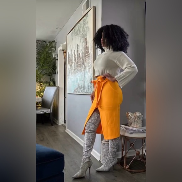 Meet your Posher, Cristal - Picture 3 of 4